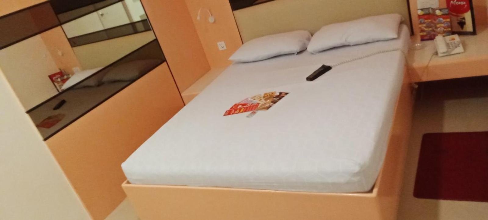 Hotel Sogo Buendia Пасай Экстерьер фото
