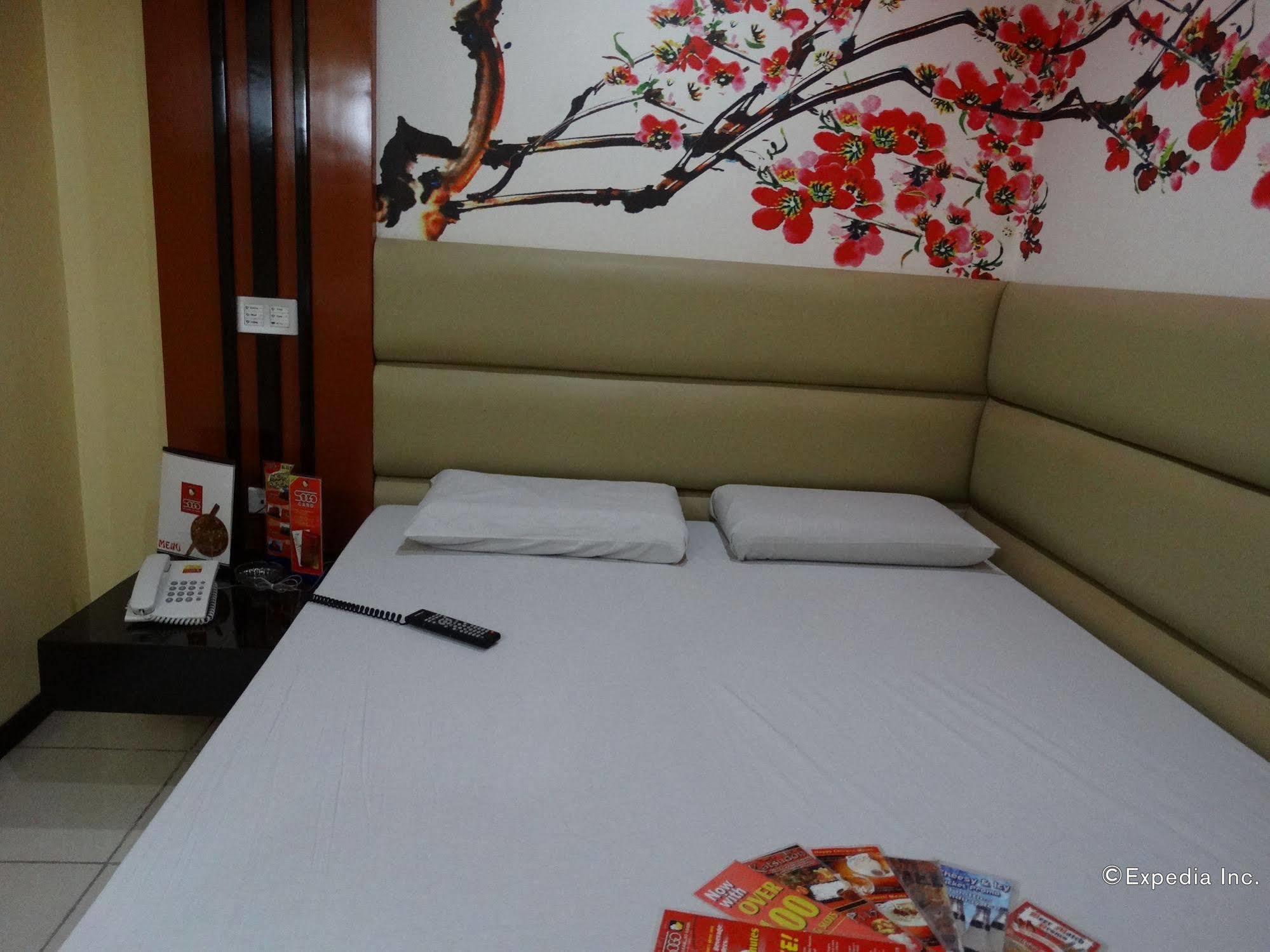 Hotel Sogo Buendia Пасай Экстерьер фото