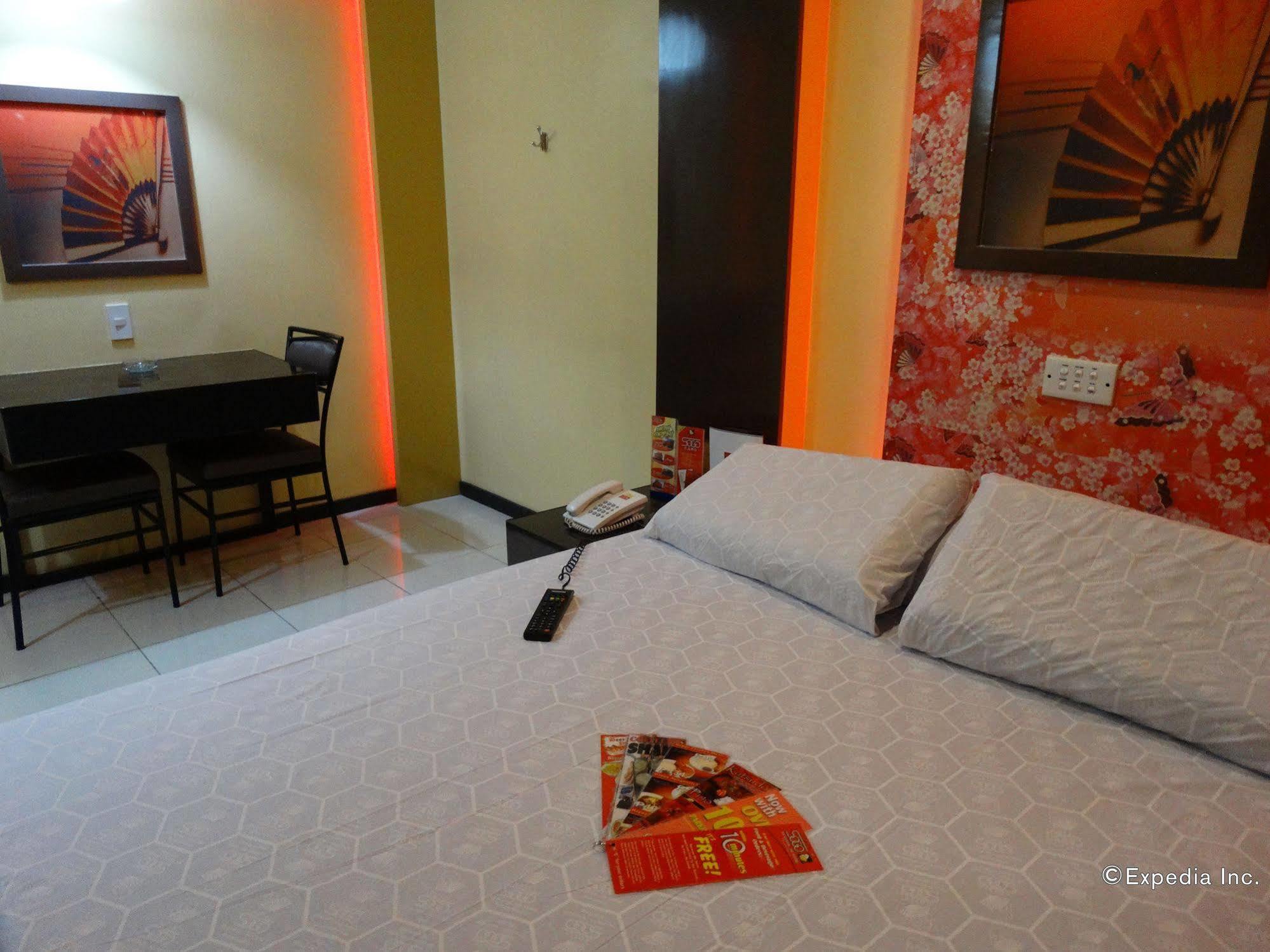 Hotel Sogo Buendia Пасай Экстерьер фото