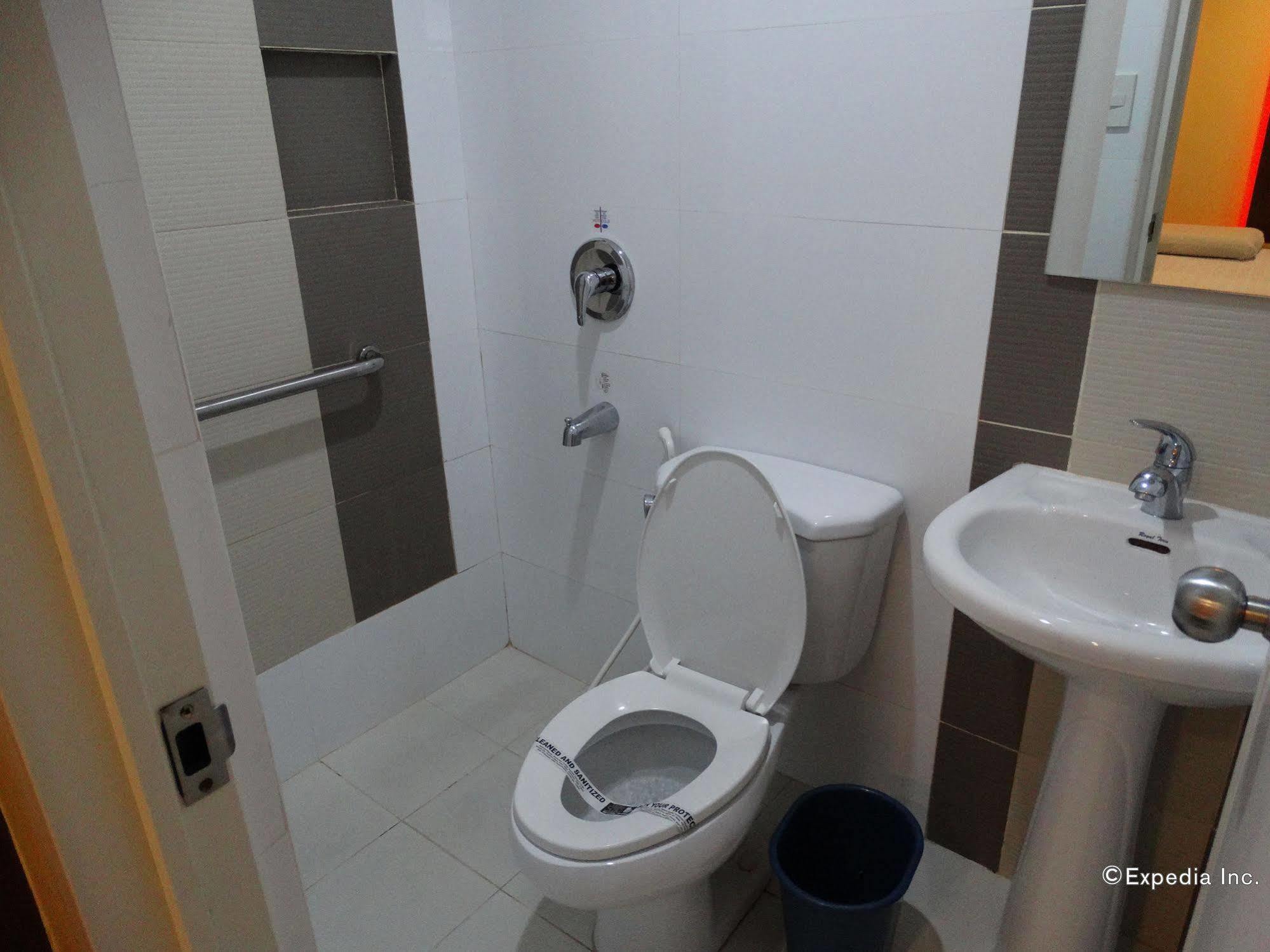 Hotel Sogo Buendia Пасай Экстерьер фото
